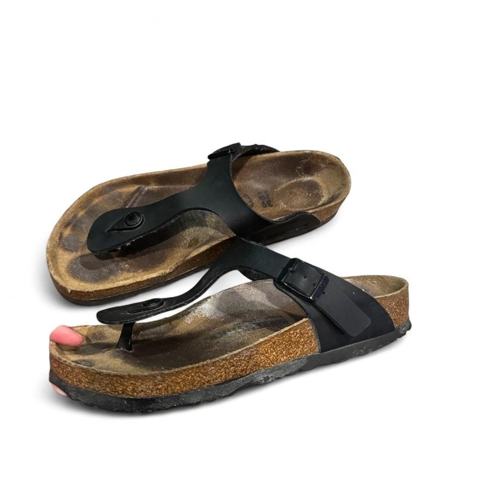 Black Birkenstock Gizeh Sandals - Picture 3 of 5